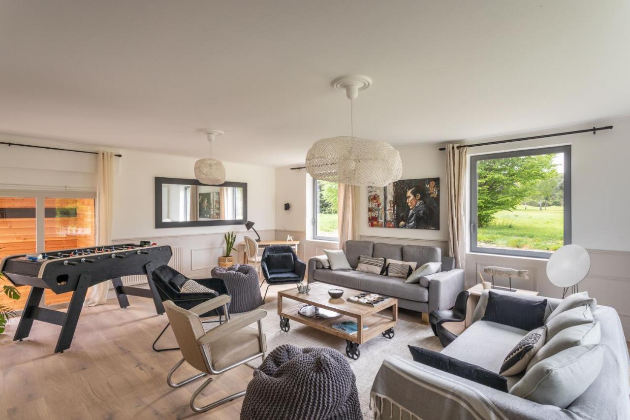 La Villa Du Golf - Avec Piscine Couverte Chauffee Et Jacuzzi Le Tronchet  Exteriér fotografie