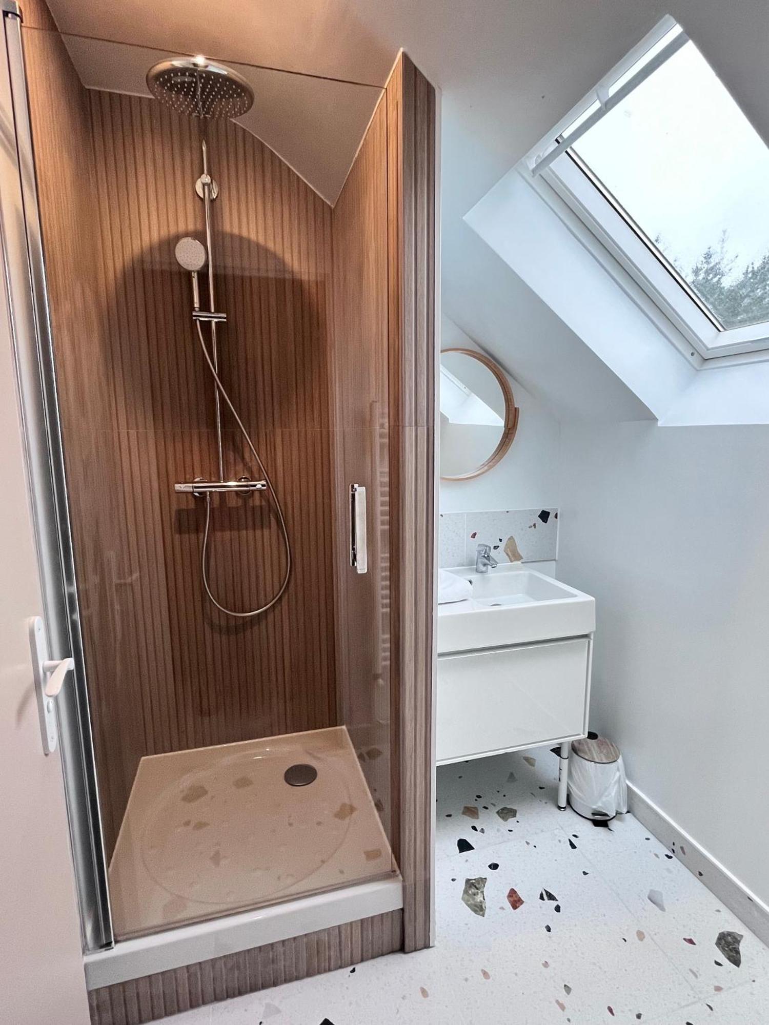 La Villa Du Golf - Avec Piscine Couverte Chauffee Et Jacuzzi Le Tronchet  Exteriér fotografie